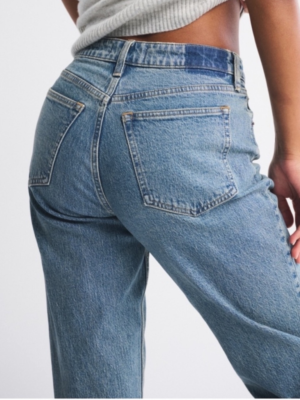 Abercrombie & Fitch Curve Love High Rise 90s Relaxed Jeans . 26 short - Picture 4 of 8